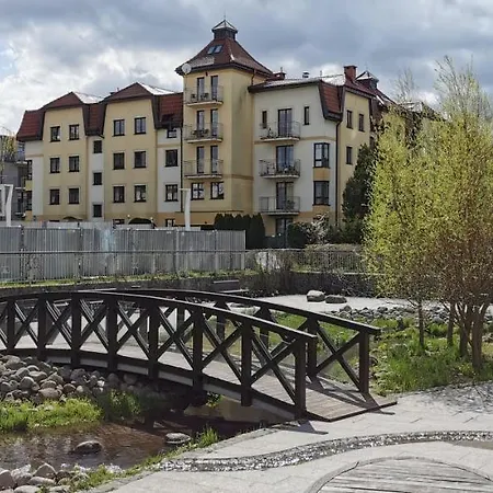 H2o Z Balkonem I Garazem, 300m Plaza Daire *