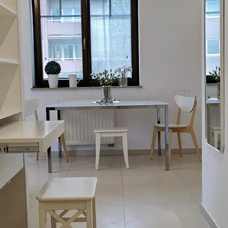 H2o Z Balkonem I Garażem, 300m * Sopot